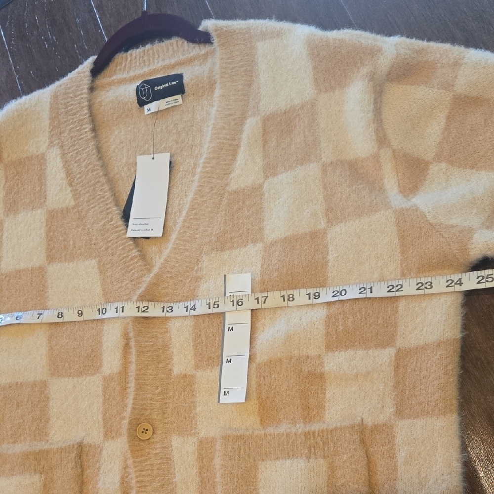 Original Use Tan and Cream Cardigan - Picture 8 of 10